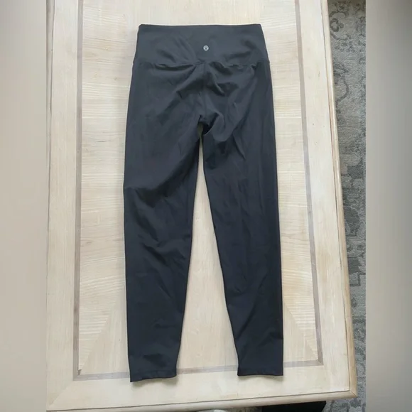 Lululemon Athletica Size 10 Black Capri Legging Bundle Size 10 - Picture 11 of 12